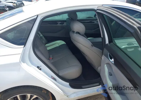 2015 Hyundai Genesis 3.8 z USA, uszkodzony, nr VIN KMHGN4JE7FU081562